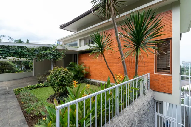 De Reiz Villa Firen Syariah