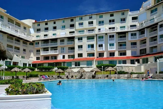 Bsea Cancun Plaza Hotel