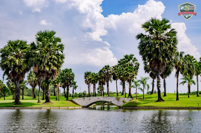 Suwan Golf & Country Club