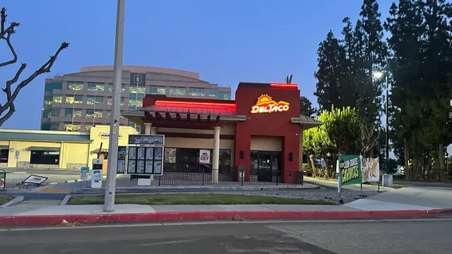 Del Taco