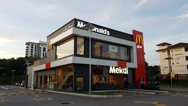 McDonald's Stulang Laut DT