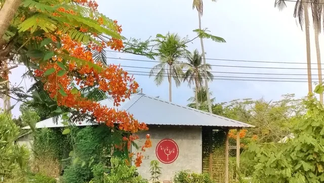 Naivacha Tent Koh Mak