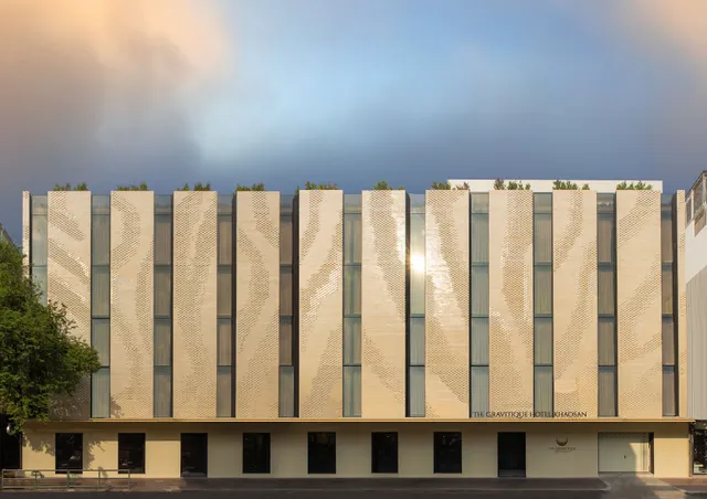 The Gravitique Hotel Khaosan Road