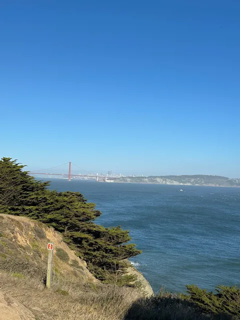 Bonita Lighthouse Parking