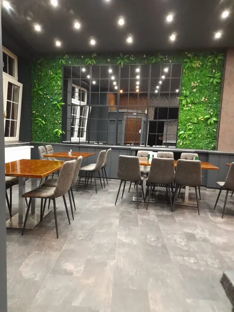 Delikhan sushi asia halal food