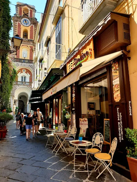 Storico8 Pizza in teglia,focacceria e cucina