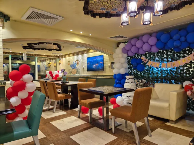 Hungry Heads Cafe & Restaurant