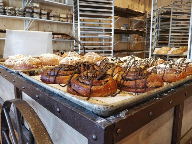 Gombo's Heimishe Bakery