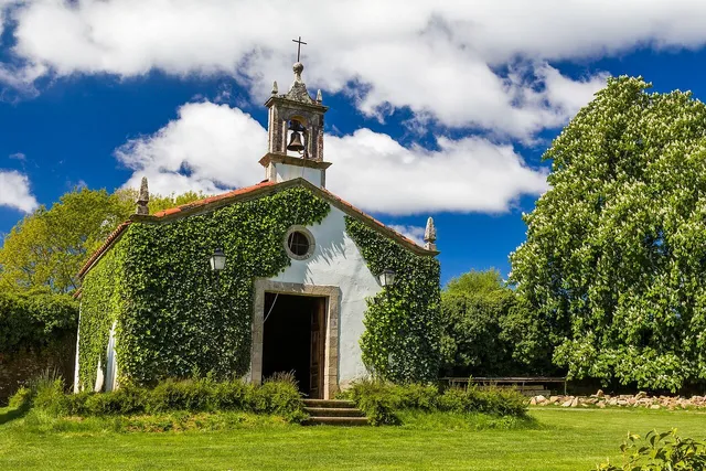 PAZO DE BRANDESO & COUNTRY CLUB