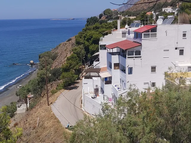 Mousellis Makis apartments