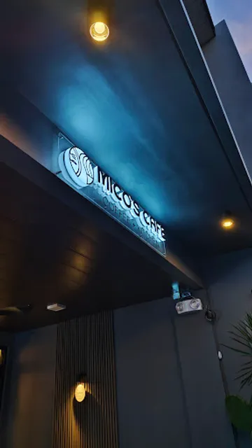 Mico's Cafe
