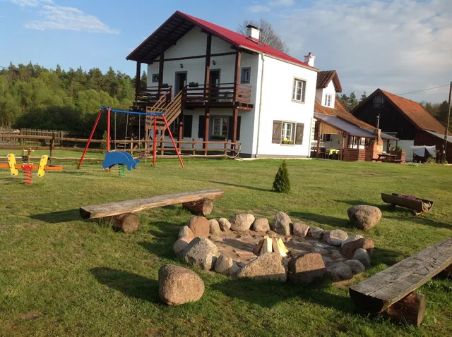 Ferienwohnungen und Campingstellplatz Plichta