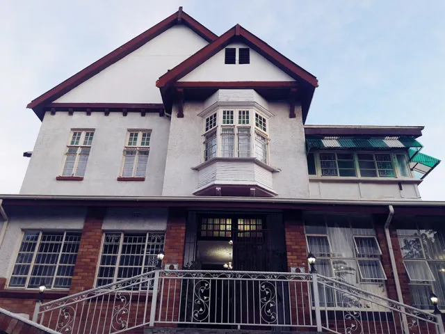 Eastgate Palms Lodge