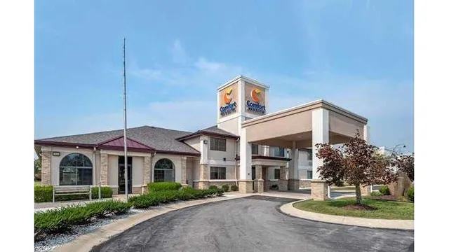 Comfort Inn & Suites Napoleon