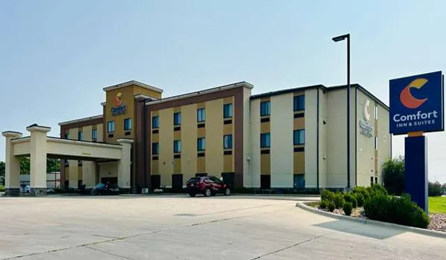 Comfort Inn & Suites Independence
