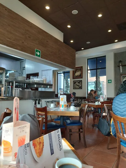 San Martín • 20 calle