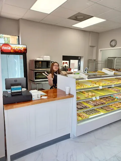 Lickin good donuts-Pensacola Blvd