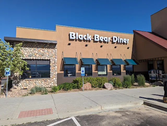 Black Bear Diner Fountain