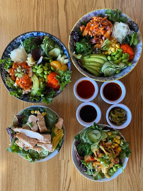 Waikiki Poke & Bento