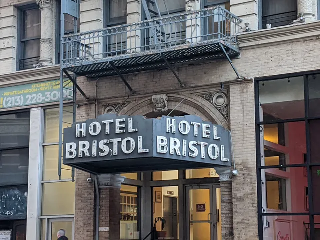 BRISTOL APARTMENTS