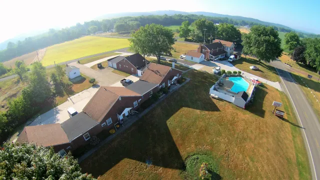 Palmantiers Motel/B & B