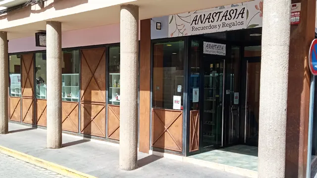 Anastasia Recuerdos y Regalos