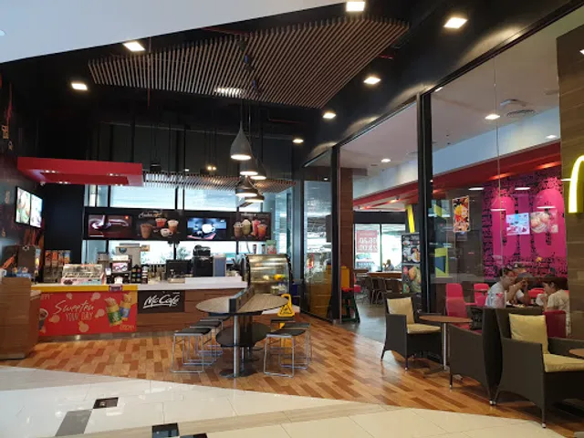 McDonald's Lotus's Sukhumvit 50