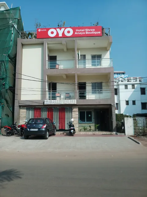 OYO Shree Anaya Boutique Hotel