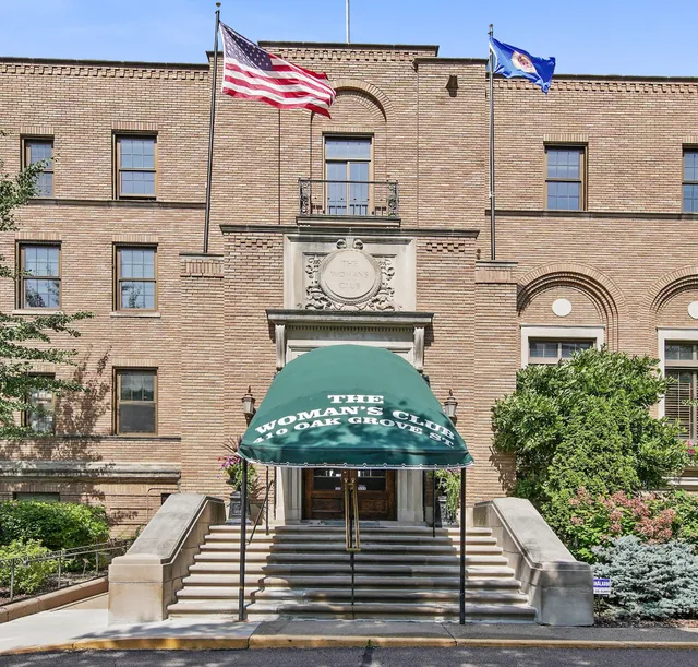 The Woman's Club Of Minneapolis