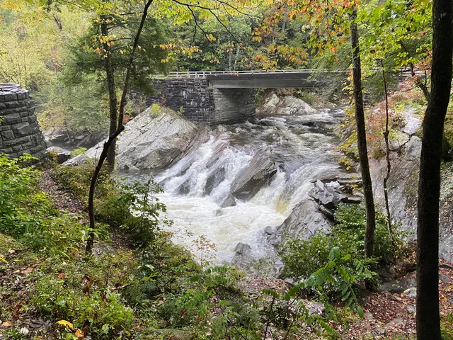 Meigs Creek Trailhead