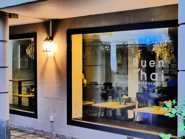 Ruen Thai by Suthita