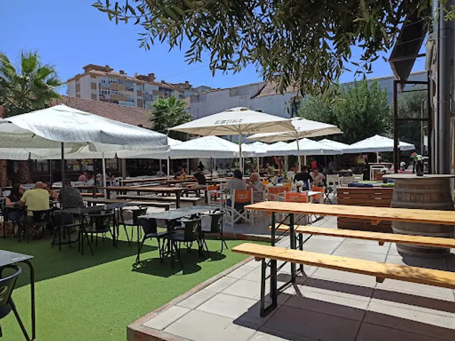 Poteitos - Mercado da Romeira