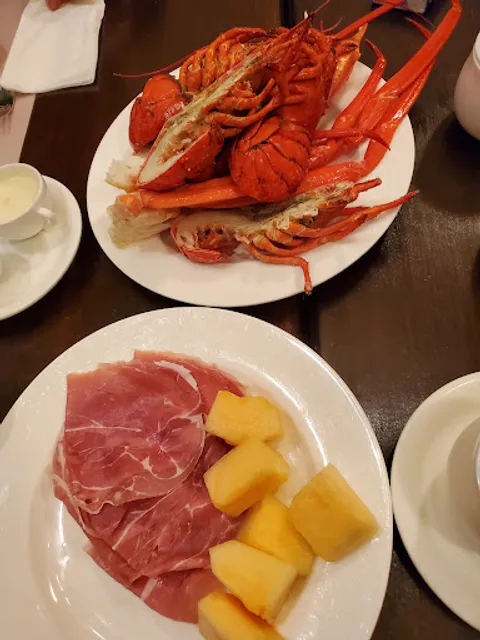 The Metropolis Harbour View Chinese Cuisine