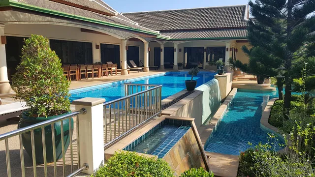 Mountain View Villas