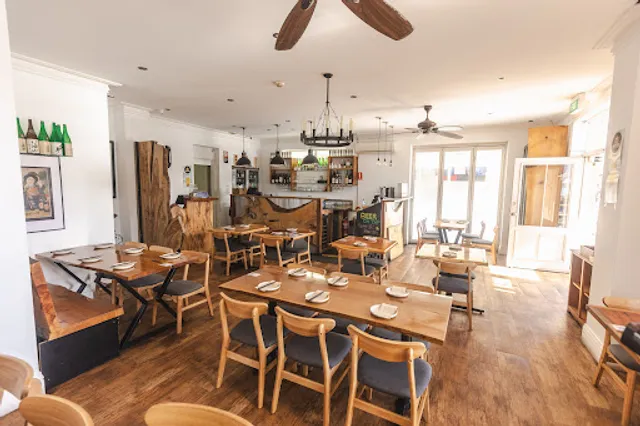 Suzu Japanese dining n bar