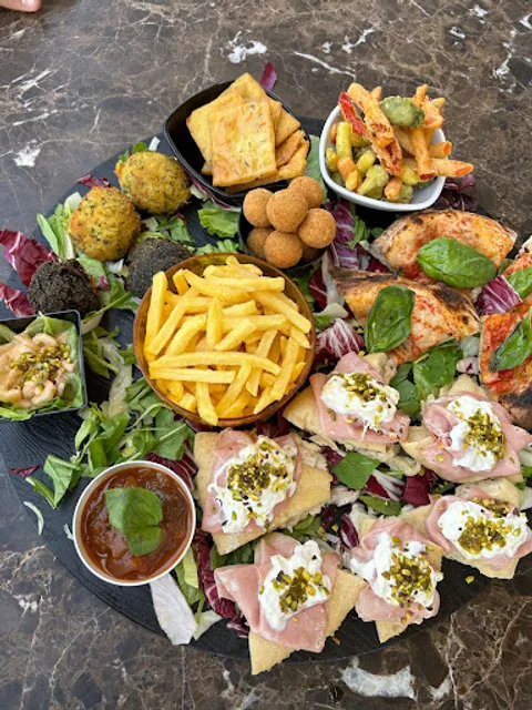 La Terza - Lounge - Ristorante