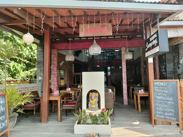 Warung samping sanur