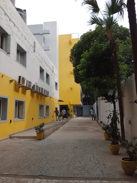 Ivy League House Pyramid Residency