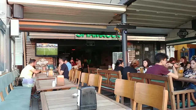 Shamrock İrish Pub Alsancak
