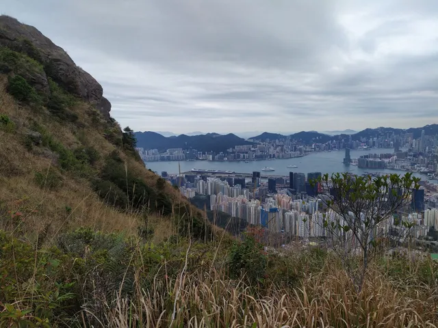 Heaven Sword Mountain Ridge, Kowloon Peak