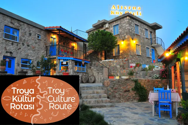 ALTERNA VILLAGE HOUSE