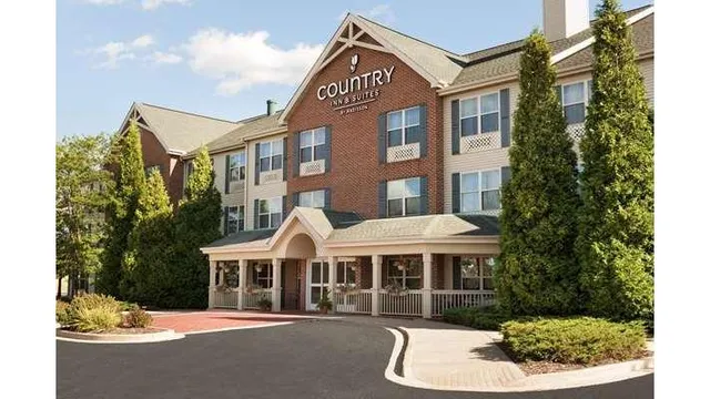 Country Inn & Suites by Radisson, Sycamore, IL