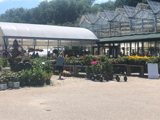 Riggio's Garden Center