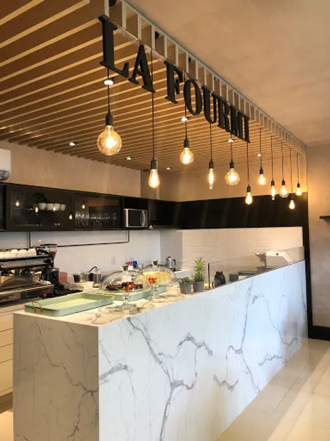 La Fourmi Crêperie et Café