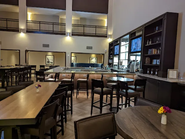 Claraboya Scratch Kitchen & Bar