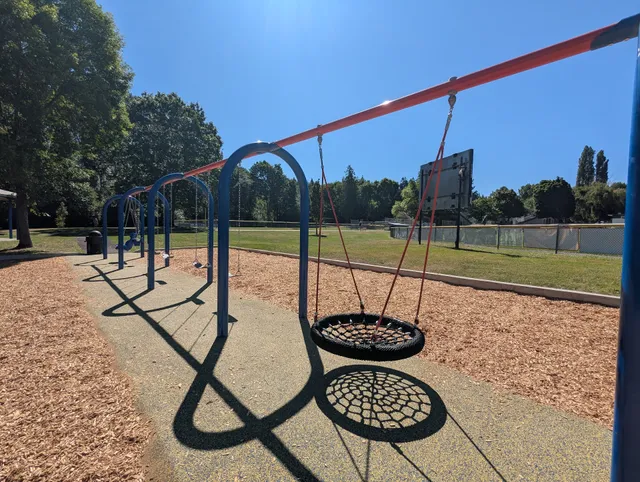 Everest Park Playground