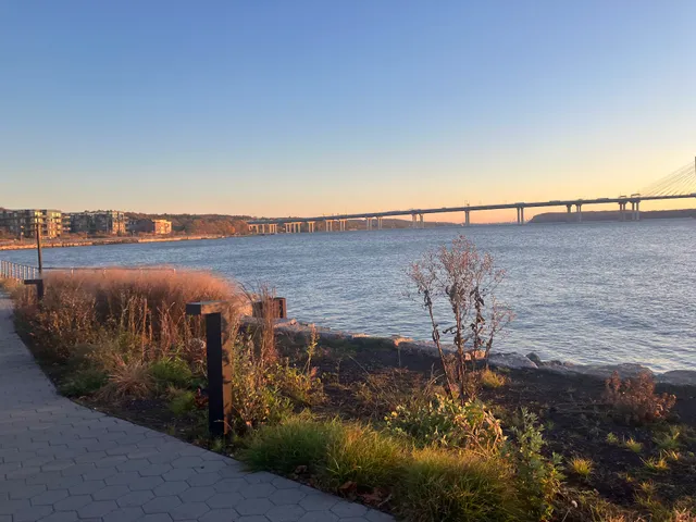 Edge-on-Hudson Residences by Toll Brothers