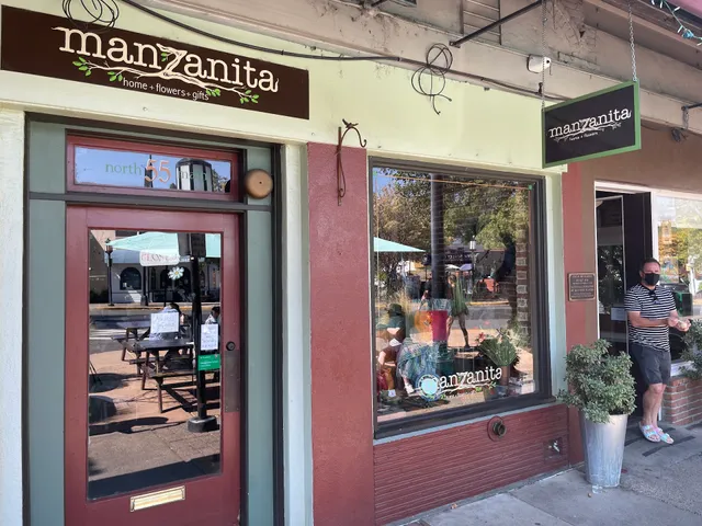 Manzanita Home and Flowers