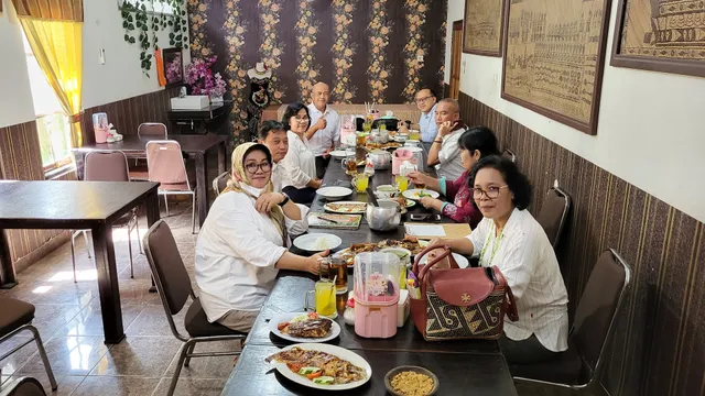 Kuliner Tempoe Doeloe Serba Kandas