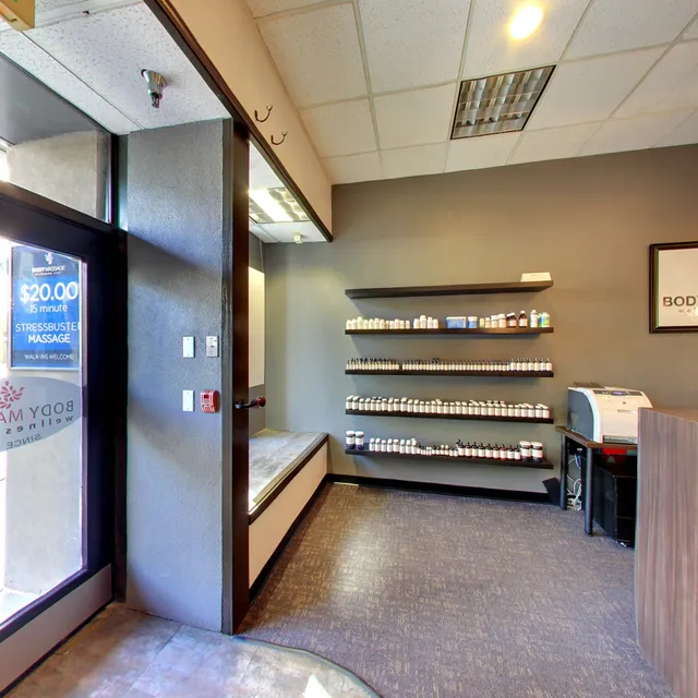 Body Massage Wellness Spa